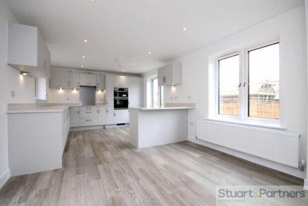 Bridleside Hassocks, BN6 photo 5