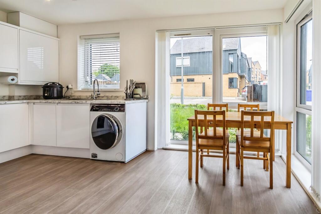 Jupiter Road, Milton Regis, Sittingbourne – pohled 4