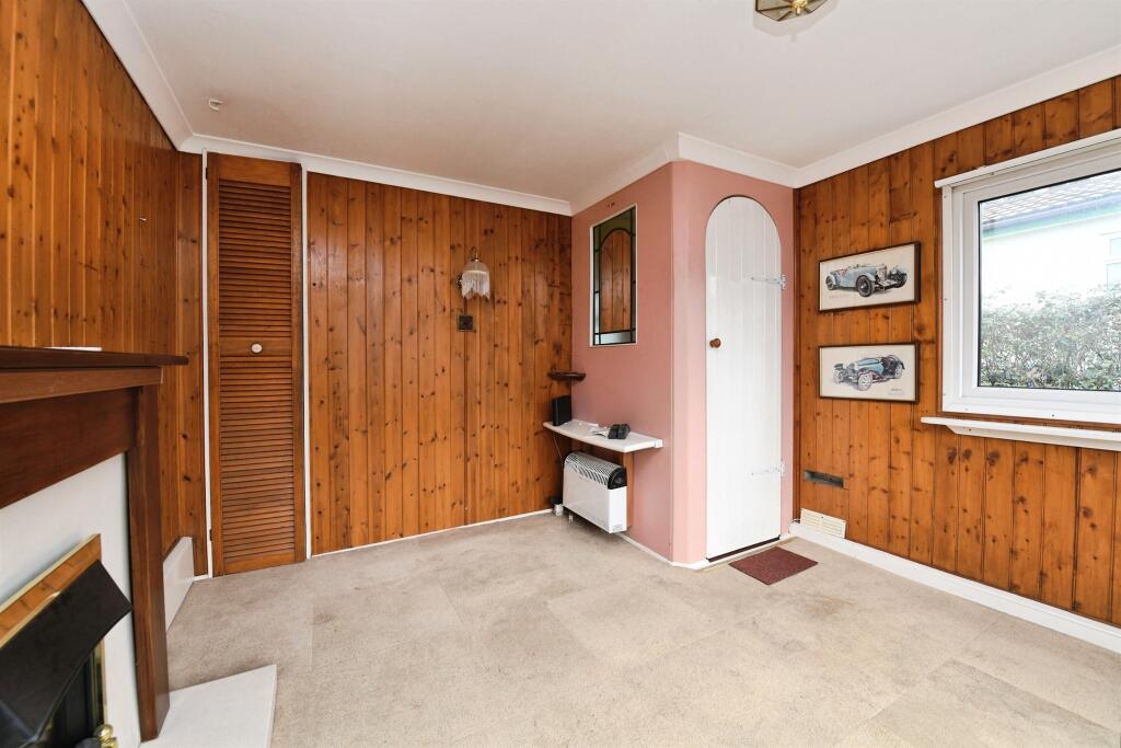 Templeton Park, West Hanningfield, Chelmsford photo 2