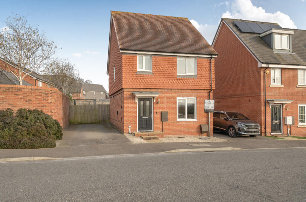 Main image of property: Le Marechal Avenue, Bursledon, Southampton, Hampshire, SO31