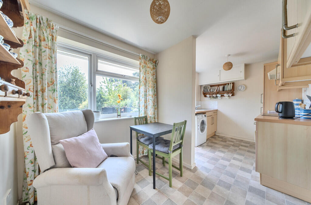 House in Taunton - View 4
