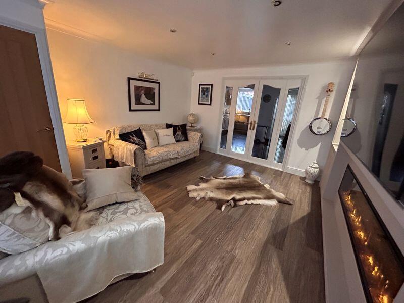 Littlelawns Close, Brownhills, Walsall WS8 7DH photo 3