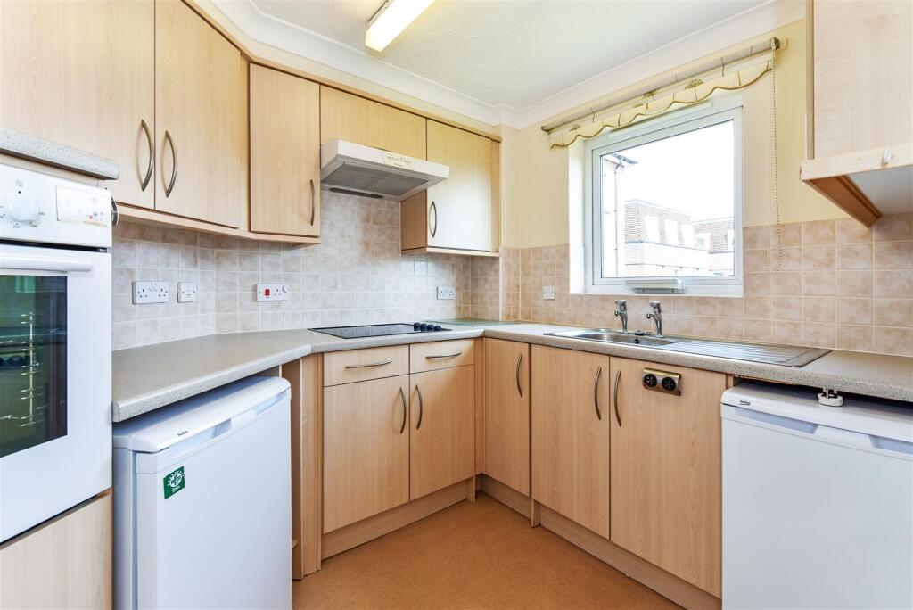 Stockbridge Road, Chichester - View 2