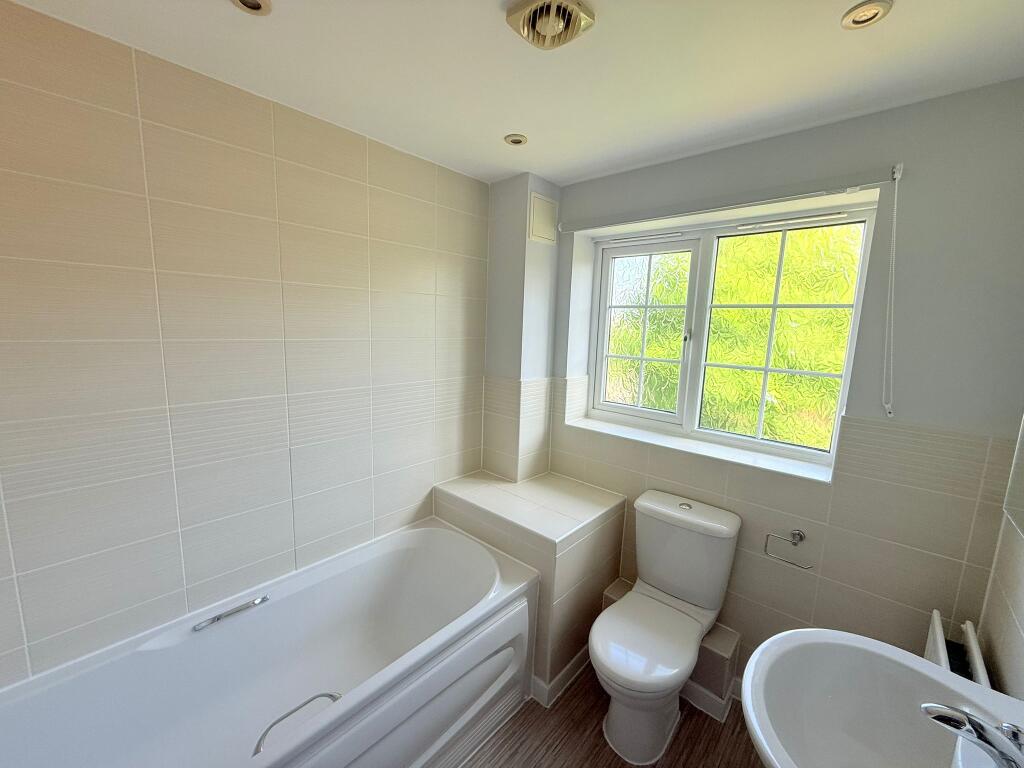 House in Swale, Minster-on-Sea - View 5