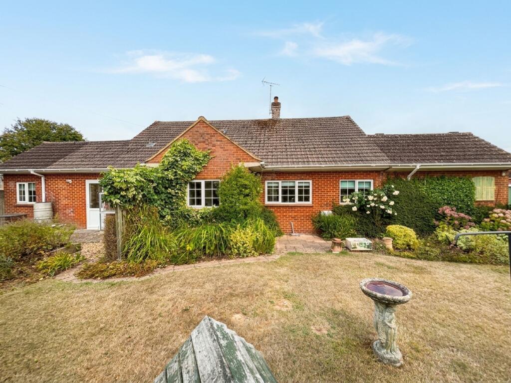 4-bed detached on Besomer Drove, Lover, SP5, £619,950