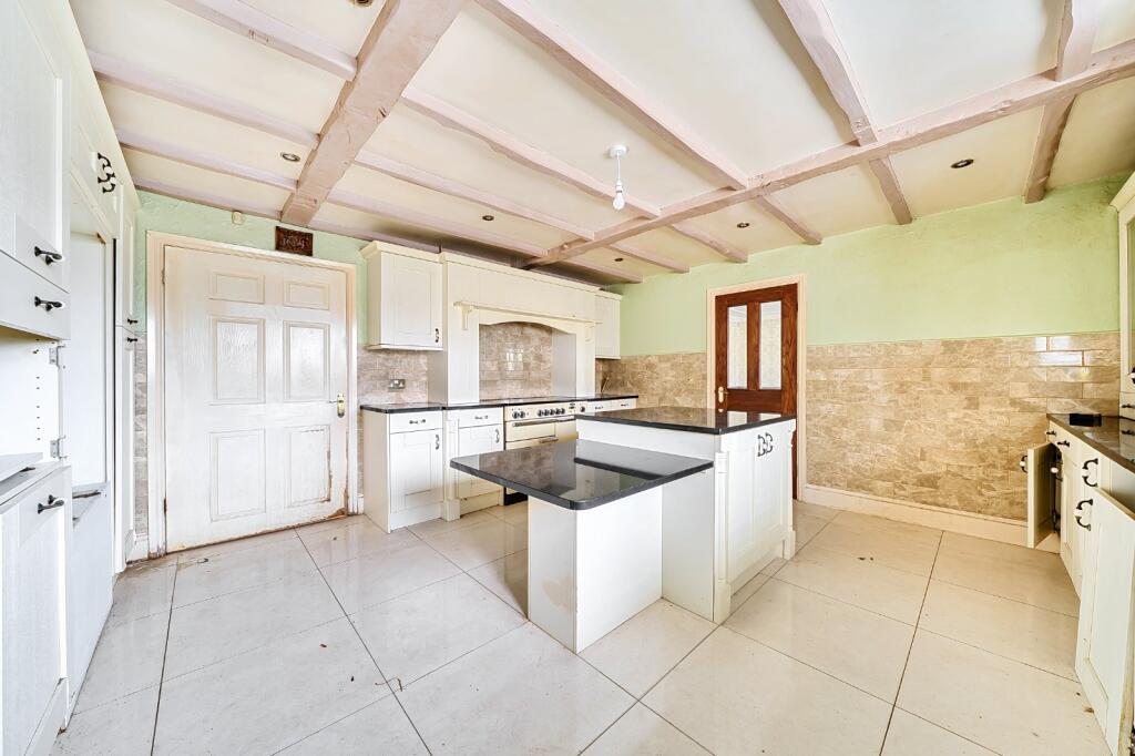 House in Ashfield, Kirkby-in-Ashfield, Sutton-in-Ashfield - View 5