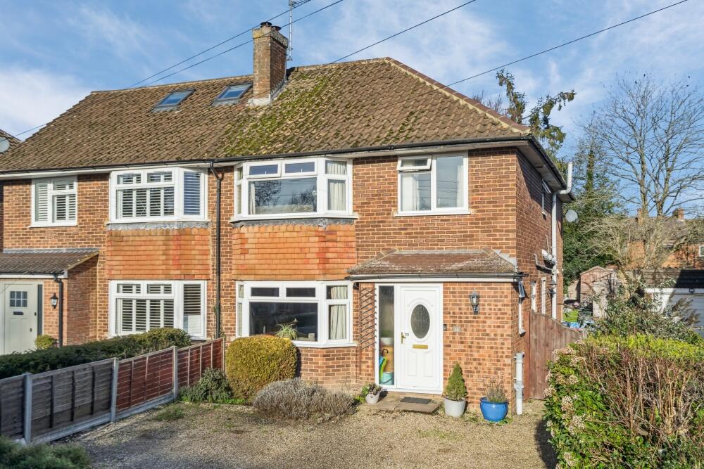 Main image of property: Pond Lane, Chalfont St Peter, SL9
