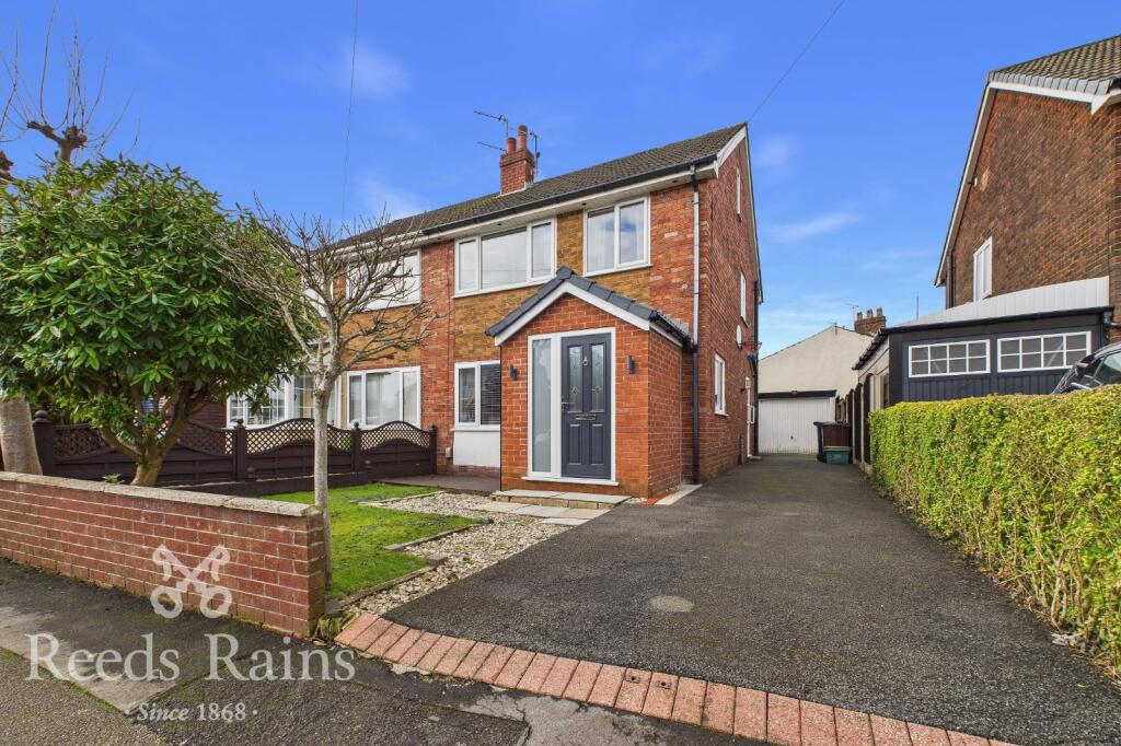 Main image of property: St. Annes Road, Leyland, Lancashire, PR25