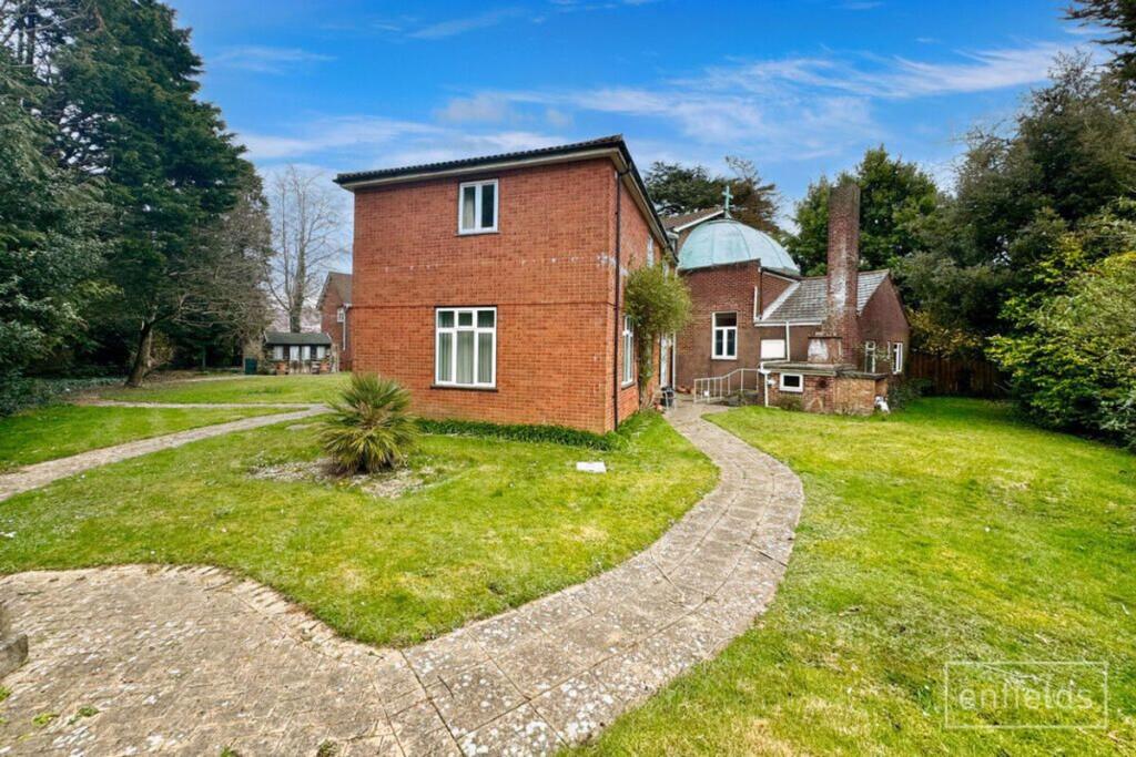 Redcote Close, Southampton, SO18 - View 4