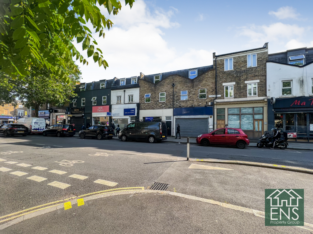 Main image of property: Lower Road, London SE16 2UN