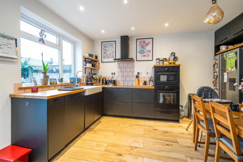 Newlands Road, Bentley Heath - View 4