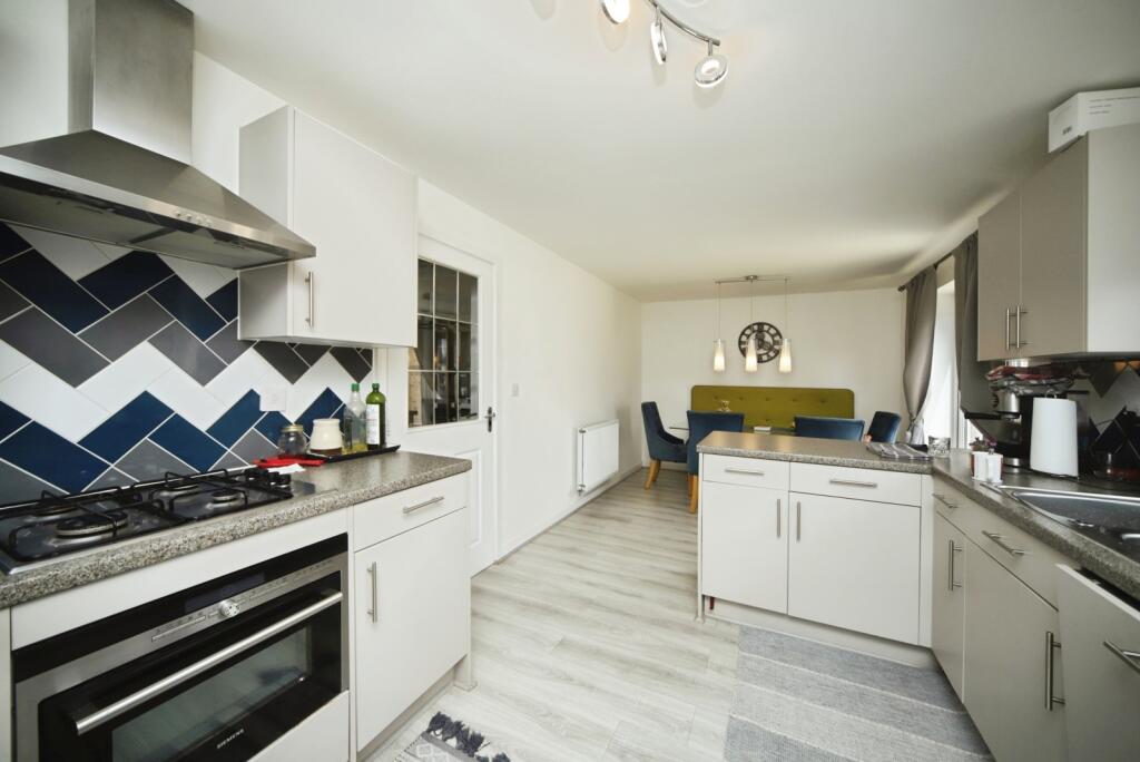 Wigeon Road, Bridgwater, Somerset, TA6 photo 4
