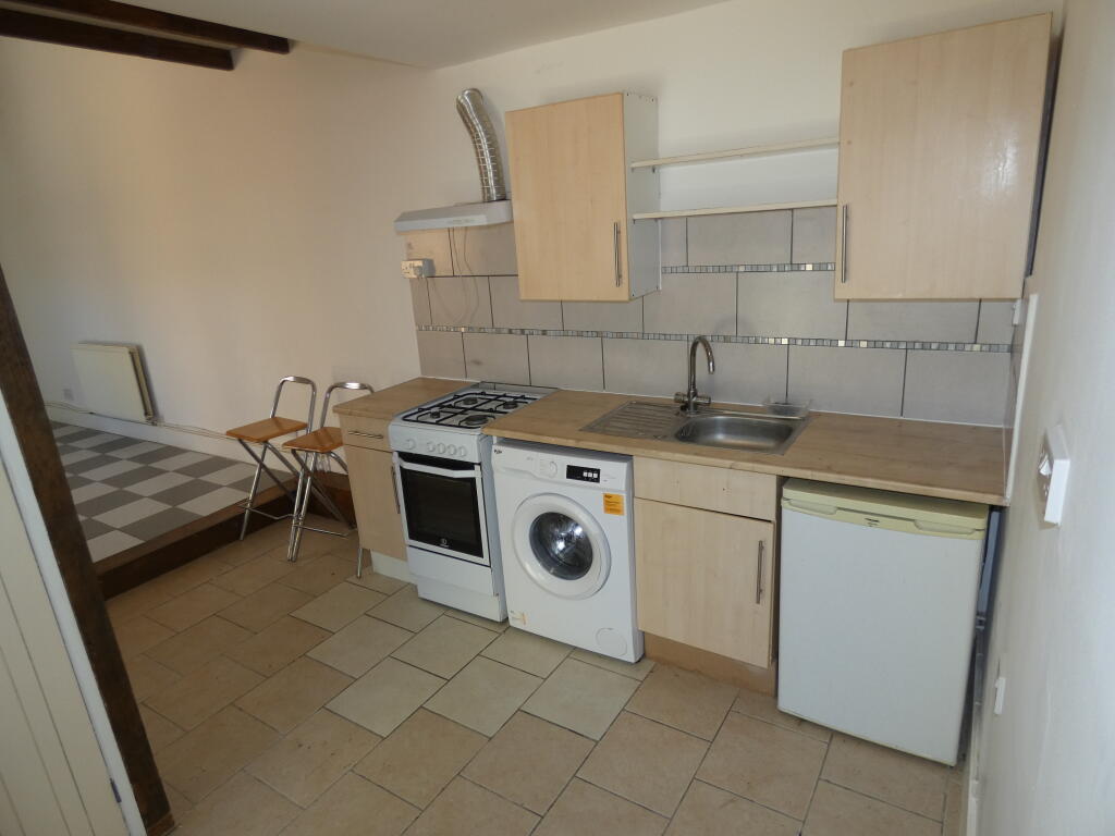 Additional image 4 of High Street, London Colney