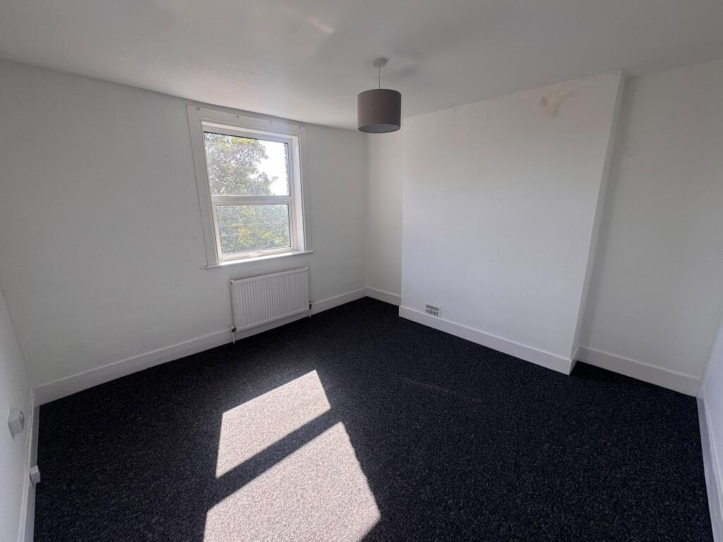 Apartment in Canterbury - View 2