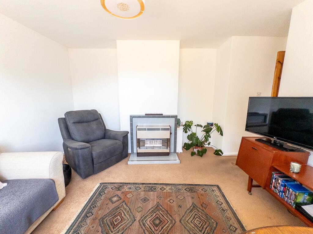 Apartment in Dartford, Kent - View 4