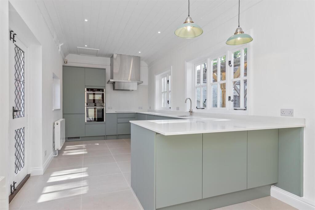 Additional image 5 of Nell Gwynn Cottage, London Colney, St. Albans