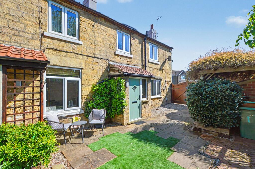 Main image of property: Highcliffe Cottage, Highcliffe Terrace, Wetherby, West Yorkshire