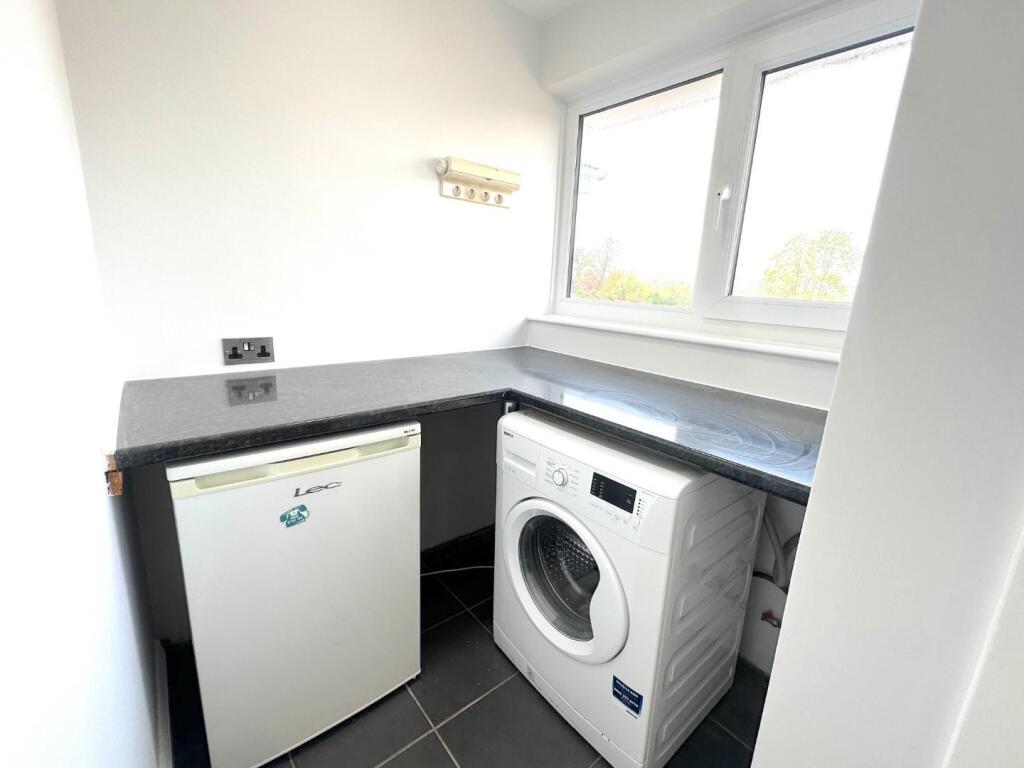 Apartment in Street, Somerset - View 5