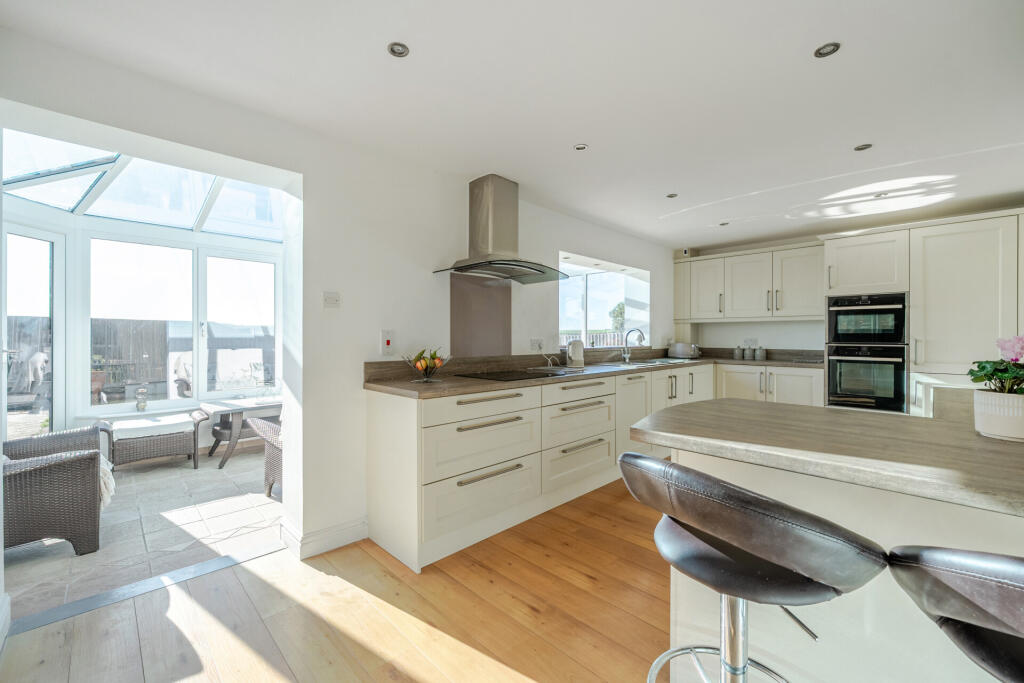 House in Looe, Cornwall - More