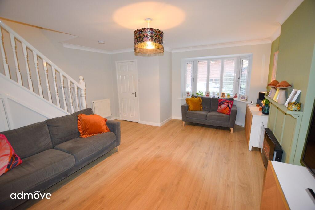Mottram Close, Grappenhall, WA4 photo 3