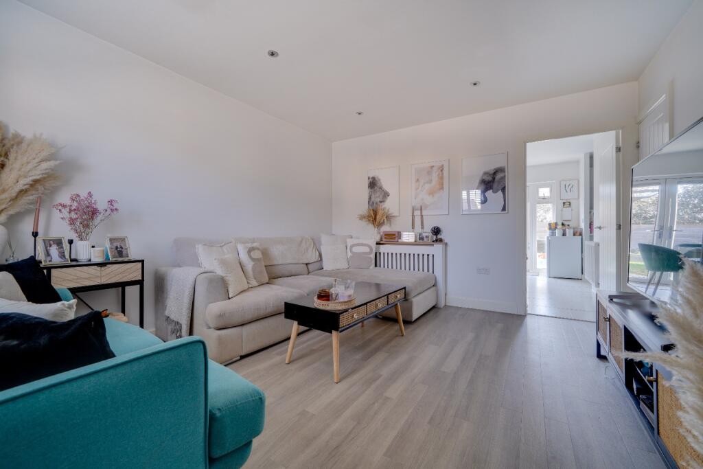 Grenadier Drive, Northstowe, Cambridge, Cambridgeshire, CB24 photo 2