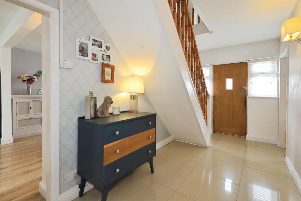 House in Dudley - View 2
