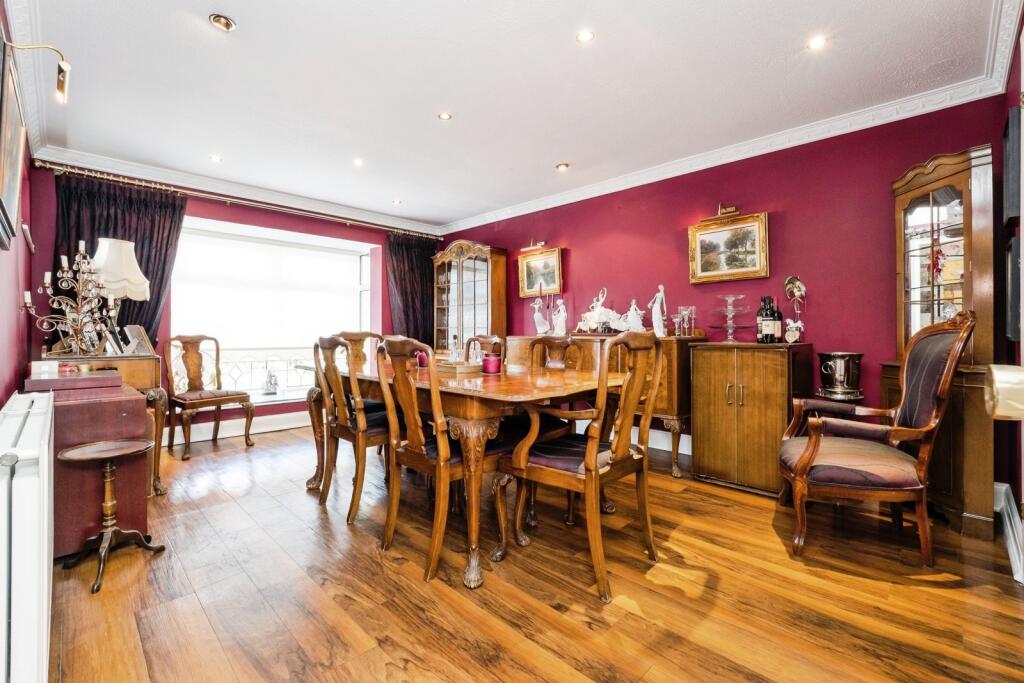 House in London - View 4