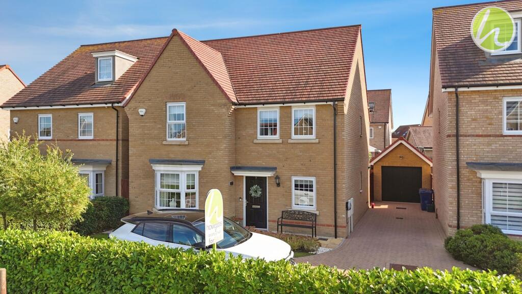 4-bed detached on St. Andrews Way, Stanford-Le-Hope, SS17, £600,000