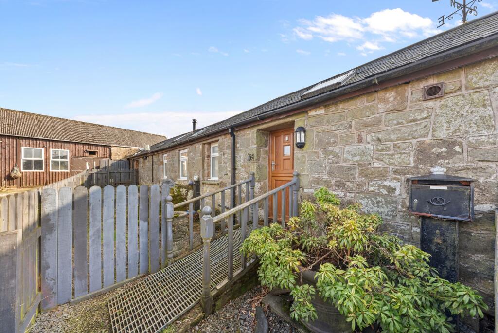 Main image of property: Stable Cottage, East Linnbridgeford