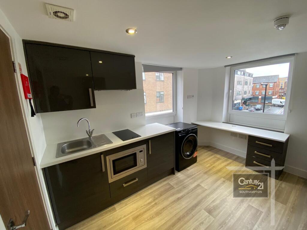 Apartment in Southampton - View 2