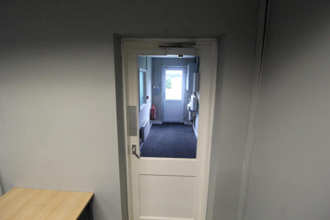 Side exit hallway 