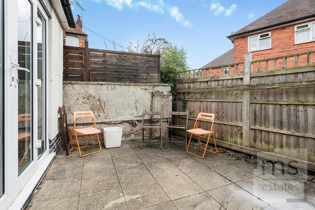 LENTON HMO 10% YIELD. Sherwin Road, Lenton, Nottingham image 3