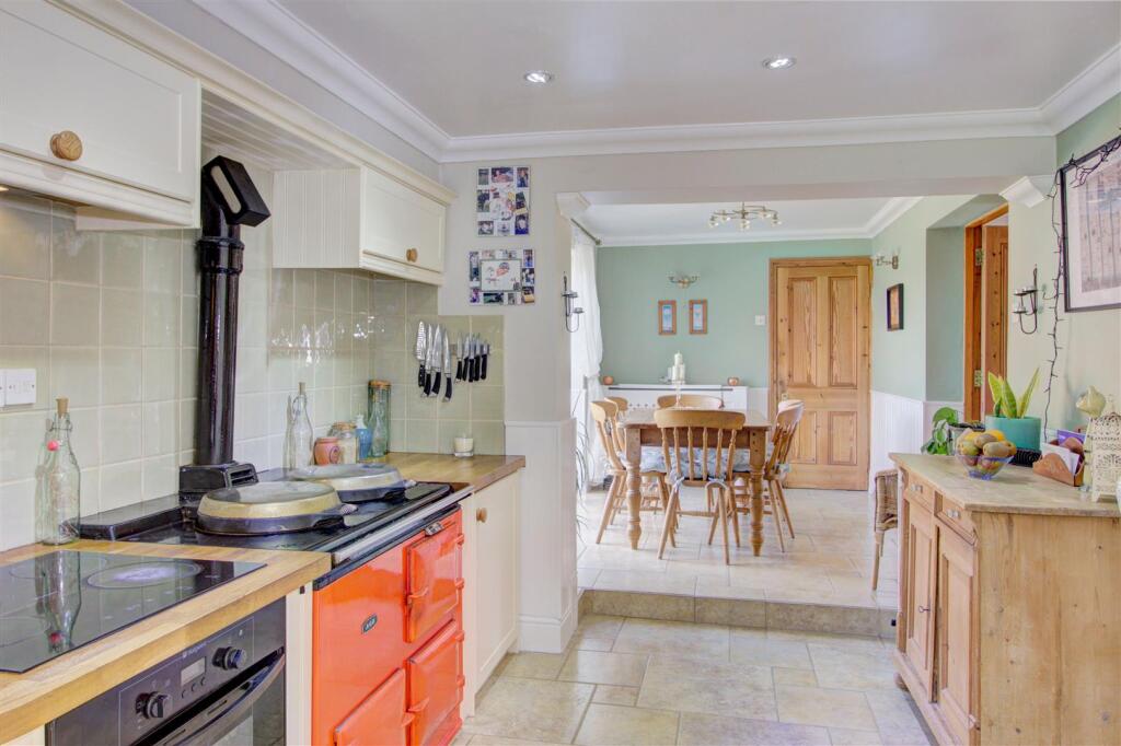 Malmesbury Road, Minety photo 4