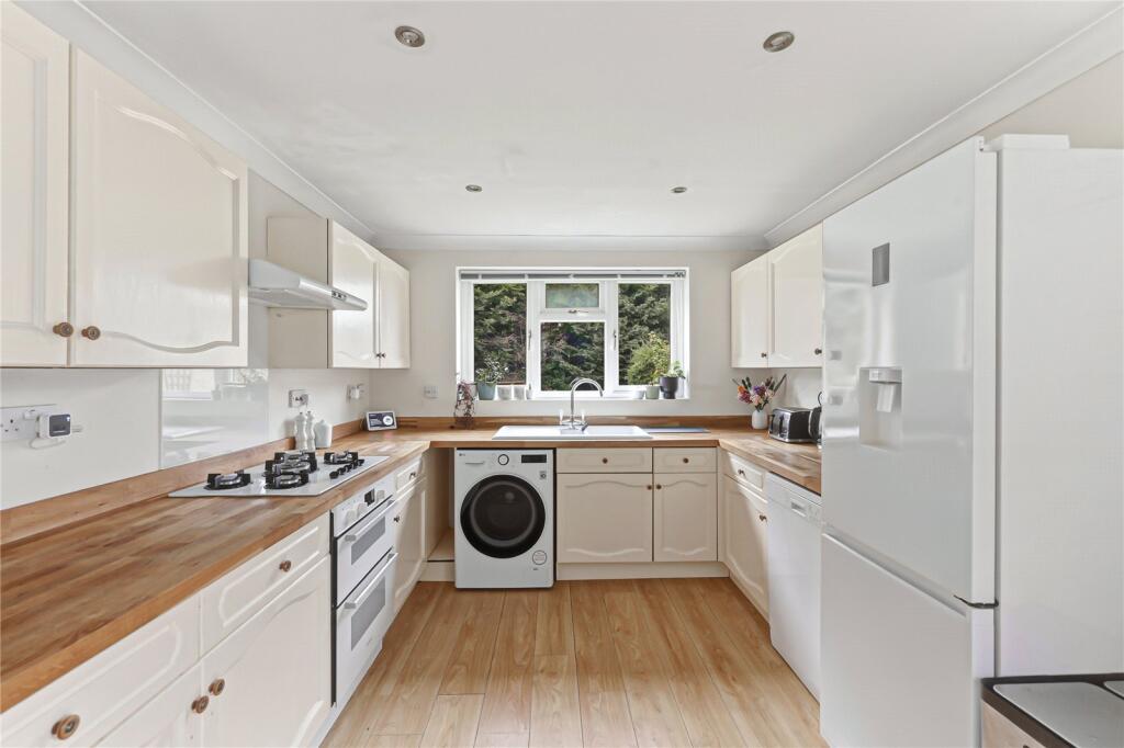 Harrier Way, Kempston, Bedford, Bedfordshire, MK42 photo 3
