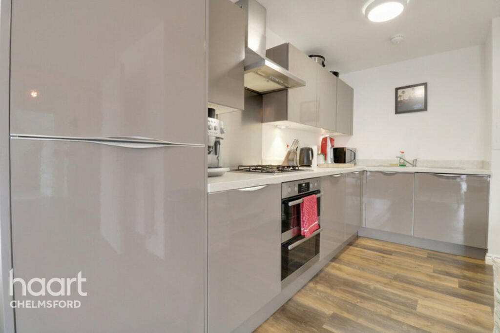 Apartment in Chelmsford, Springfield Park - More