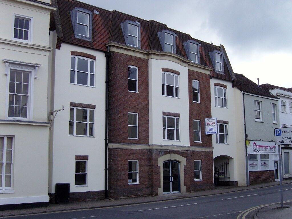 Main image of property: Elizabeth House, 13-19 London Road, Newbury, Berkshire, RG14 1JL