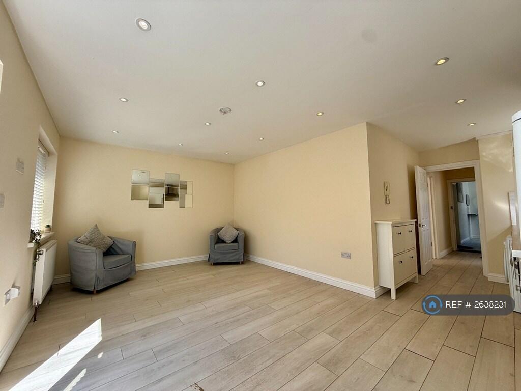 Main image of property: Watford Way, London, NW4