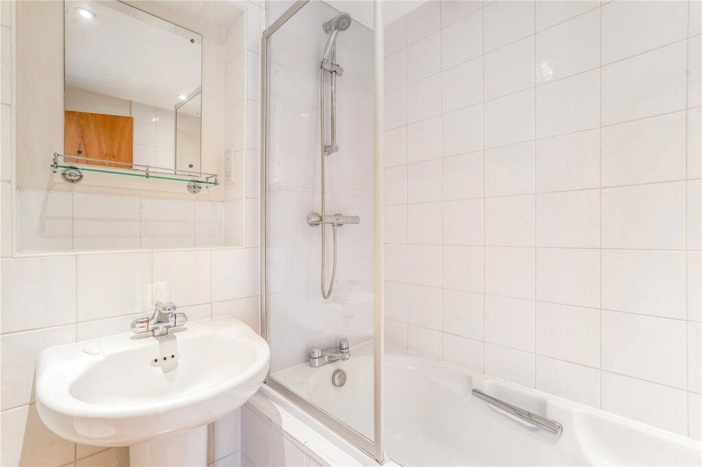 Apartment in Bristol - View 5