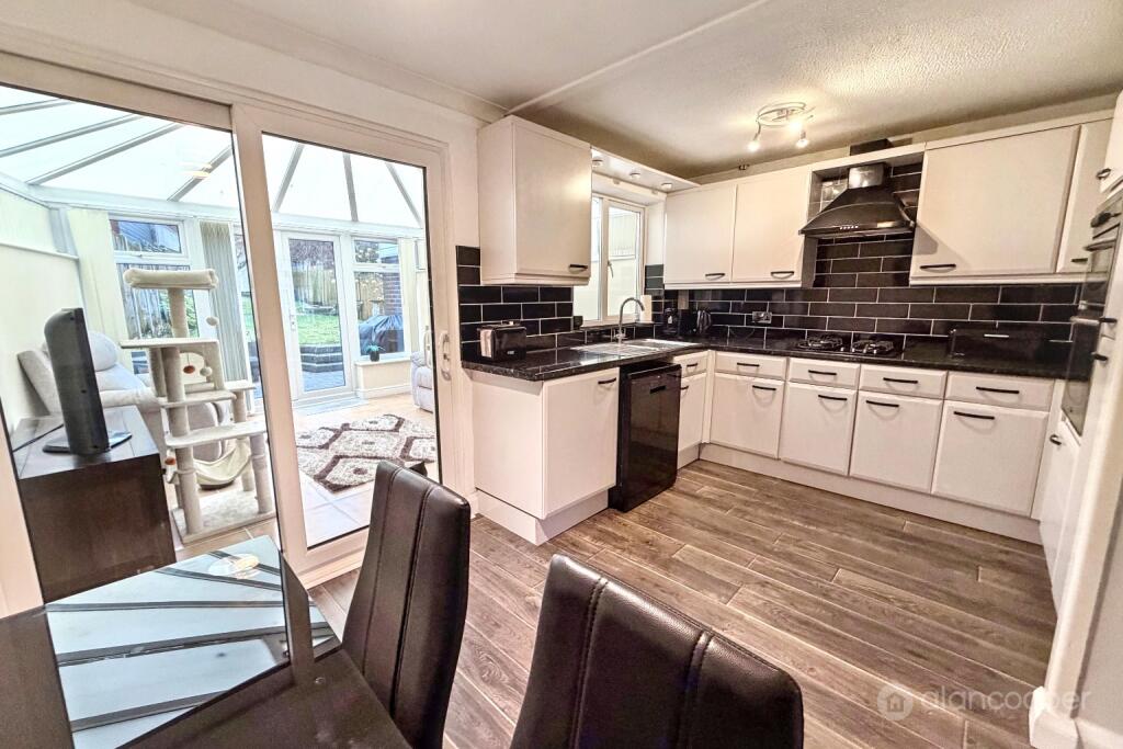 House in Nuneaton and Bedworth, Mount Pleasant - View 5