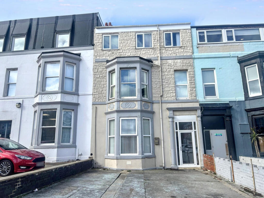 Main image of property: South Parade, Whitley Bay, Tyne and Wear, NE26 2RQ