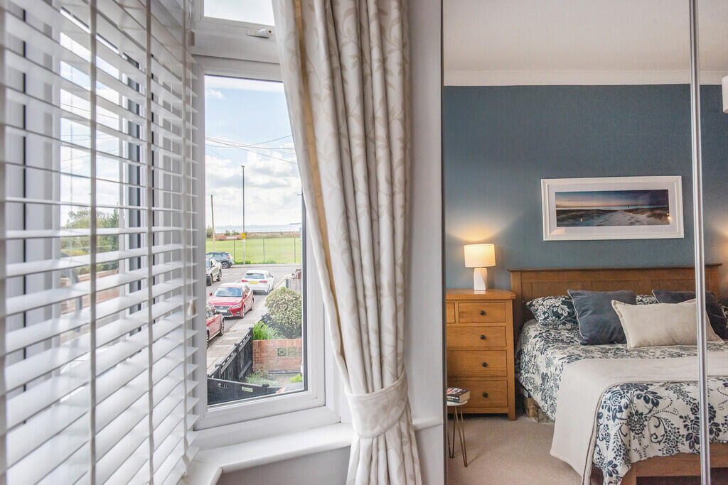 House in Portsmouth - View 4