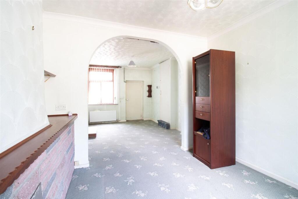 Bridge Street, Abercarn, NP11 - View 4