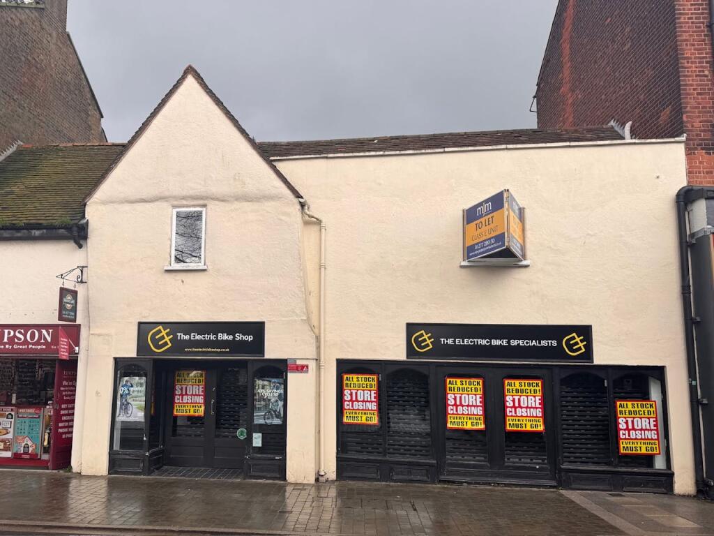 Main image of property: 63 High Street, Brentwood, CM14 4RH