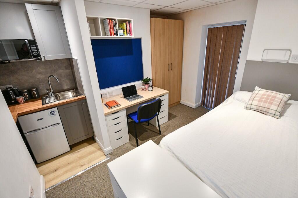 Main image of property: Newly Refurbished Student Studios, available for 2026/27, 1 available now, some early starts available 