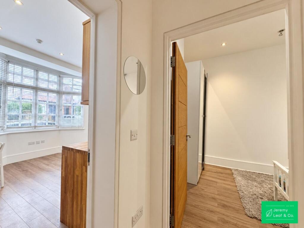 Apartment in London - More