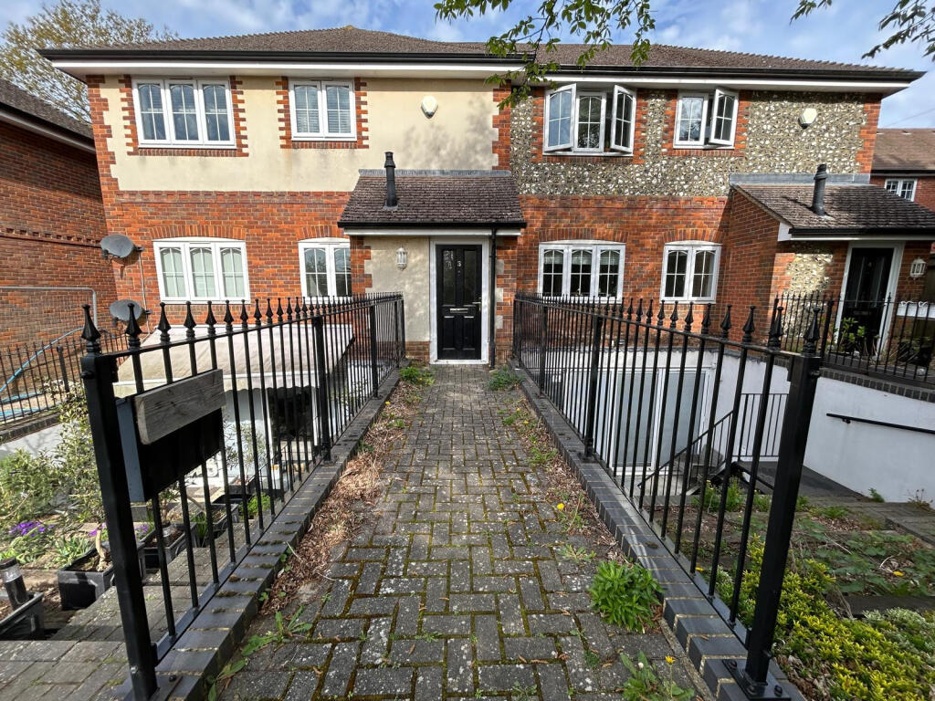Main image of property: 4 Paddock Gate (known as 3 Paddock Gate) and Parking Space , North Street, Windsor, Berkshire, SL4