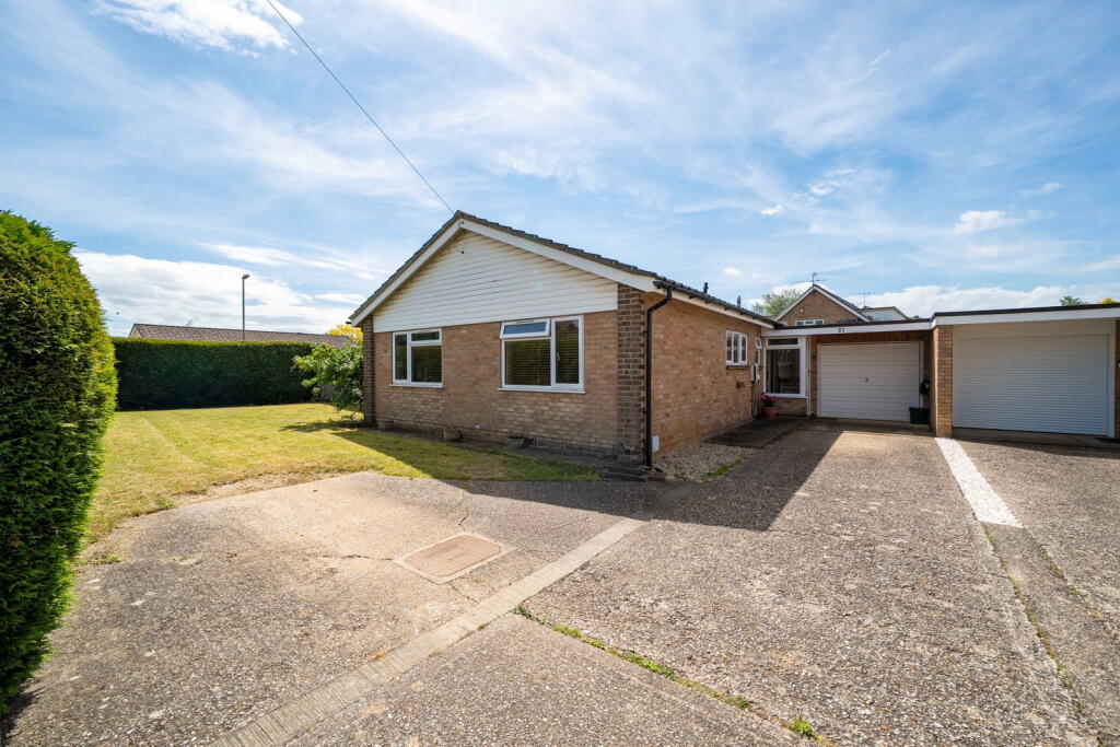 Main image of property: Pack Lane Oakley RG23 7BE