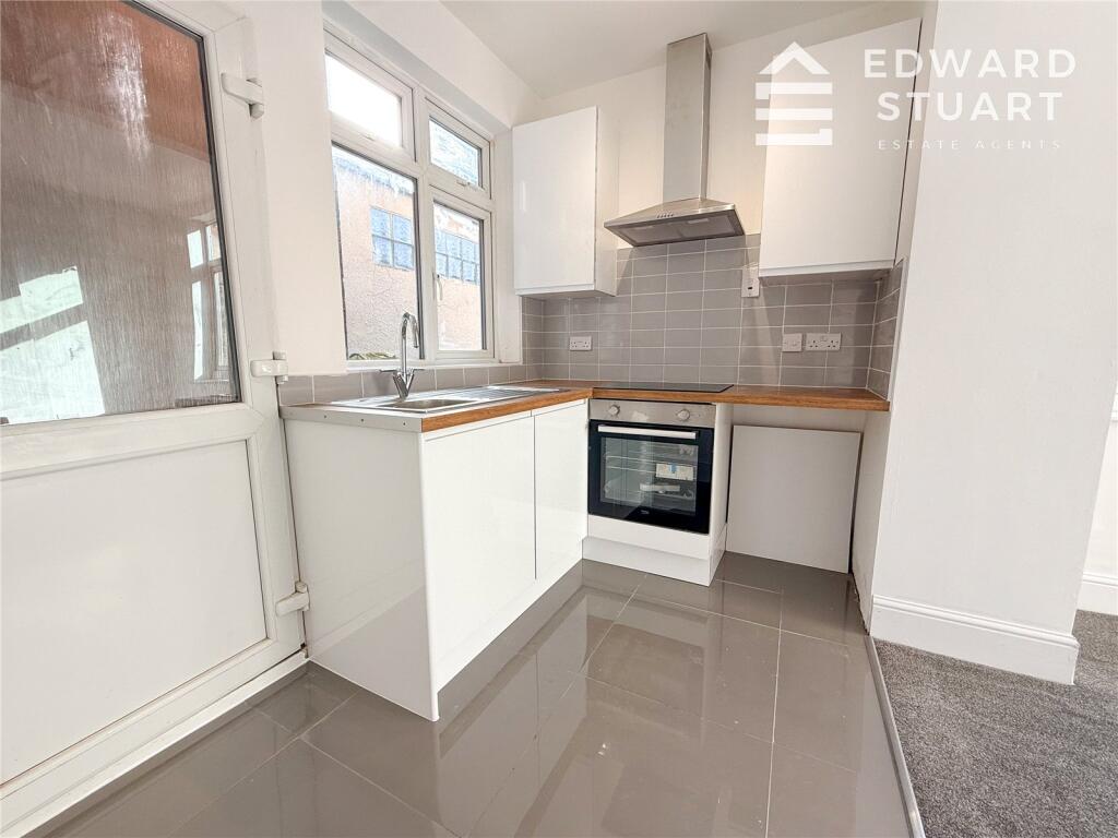 Alexandra Road, Peterborough, Cambridgeshire, PE1 - View 3