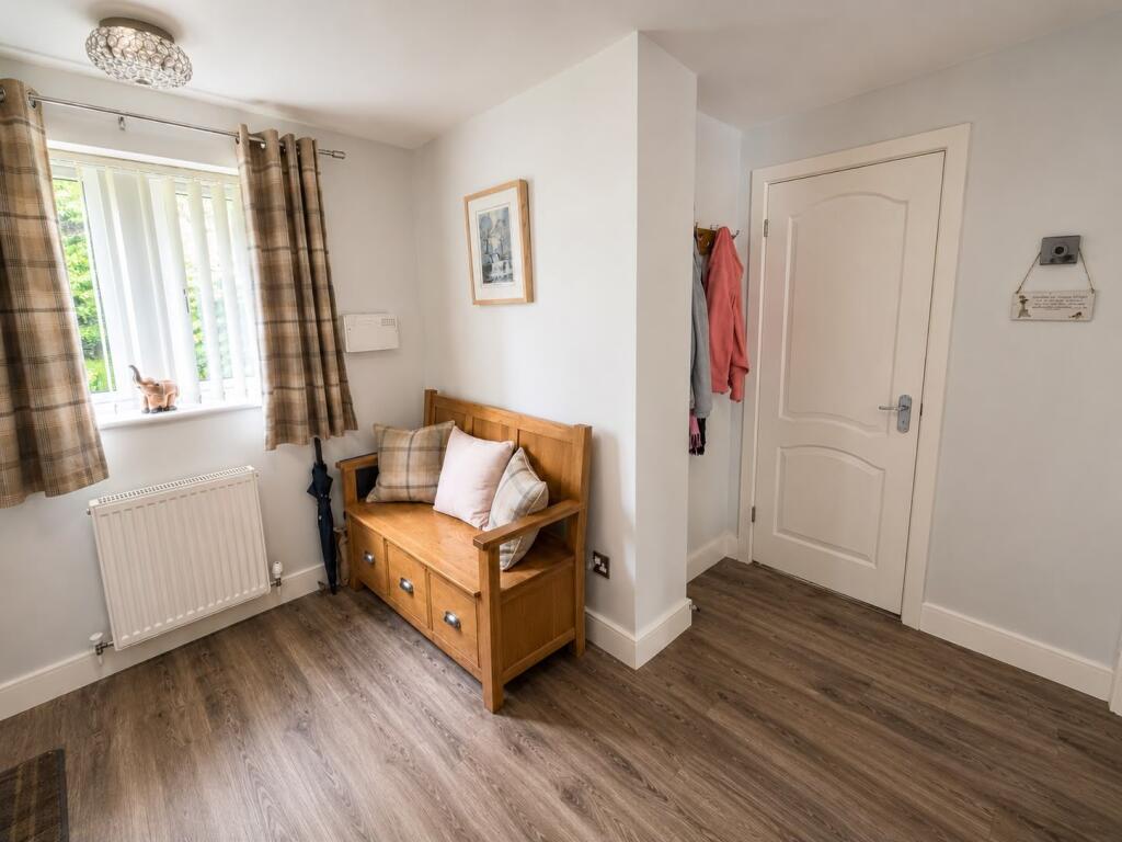 House in Bradford, Thornton - View 2