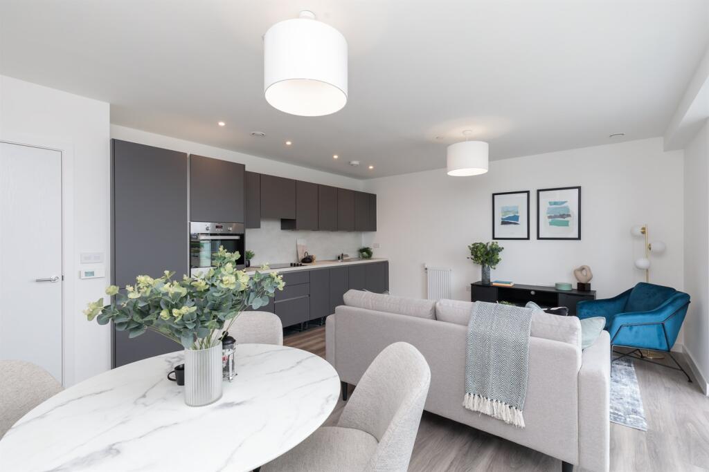 Apartment in London - More